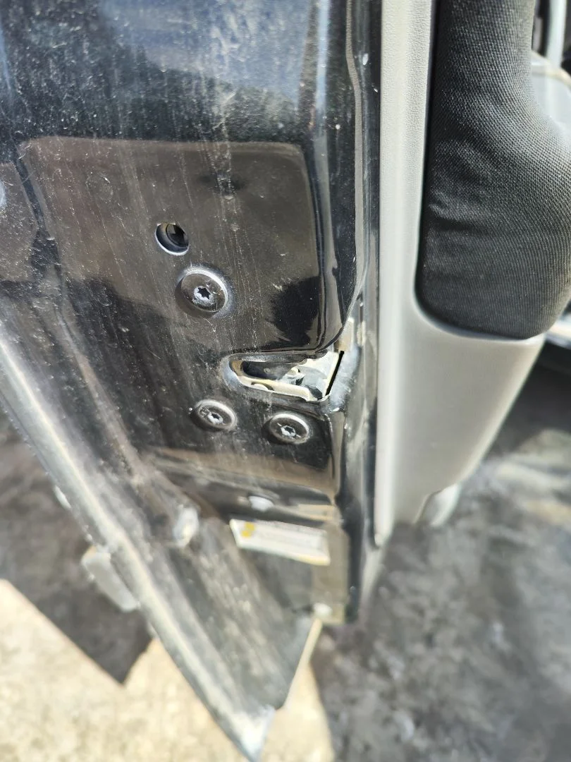 Foto de CERRADURA PUERTA DELANTERA IZQUIERDA RENAULT SCENIC II (JM) 1.9 dCi Diesel (120 CV / 88 KW)