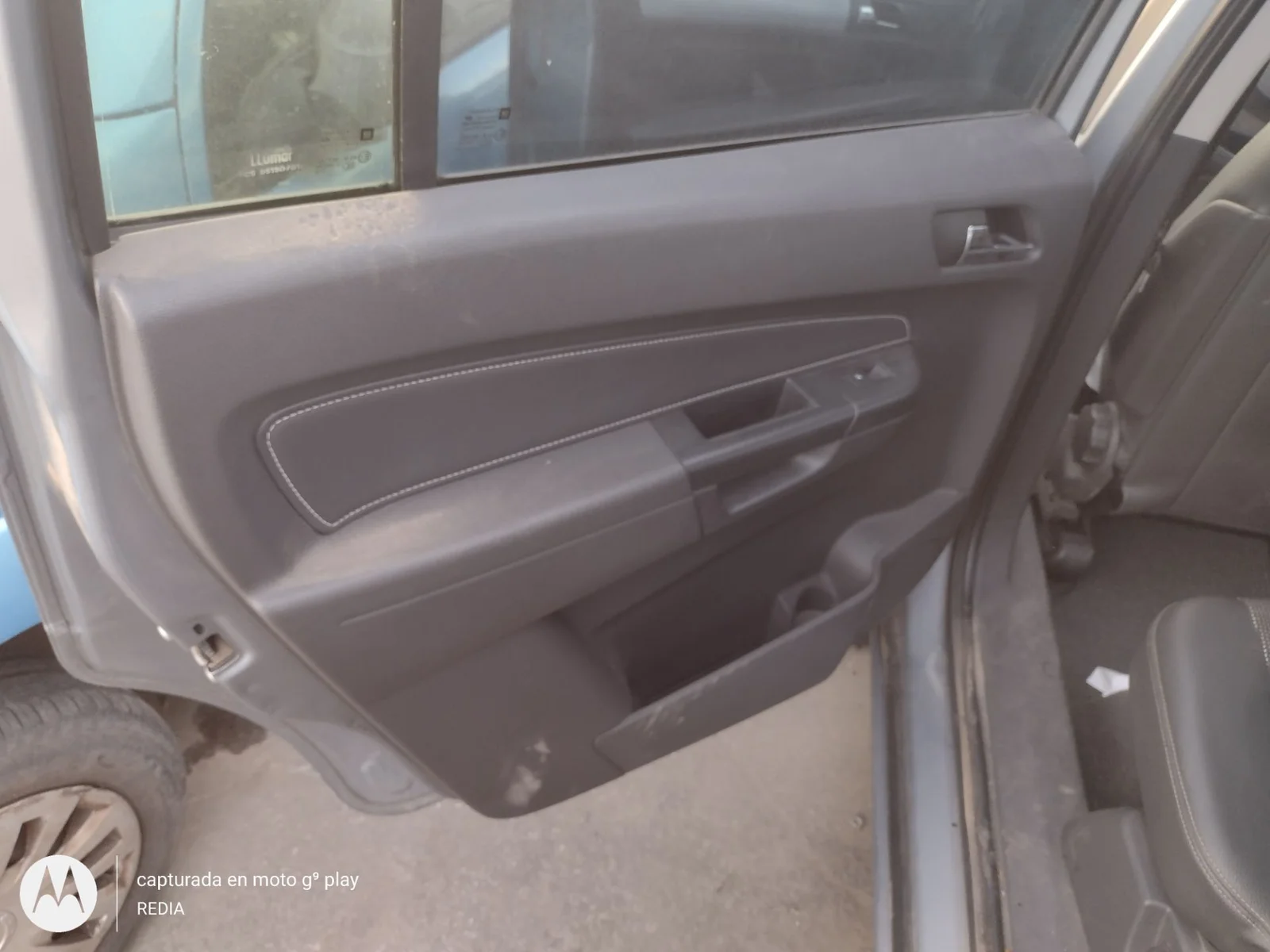 Foto de MANETA INTERIOR TRASERA DERECHA OPEL ZAFIRA B 1.9 16V CDTI CAT (Z 19 DTH / LRD) (150 CV / 110 KW)