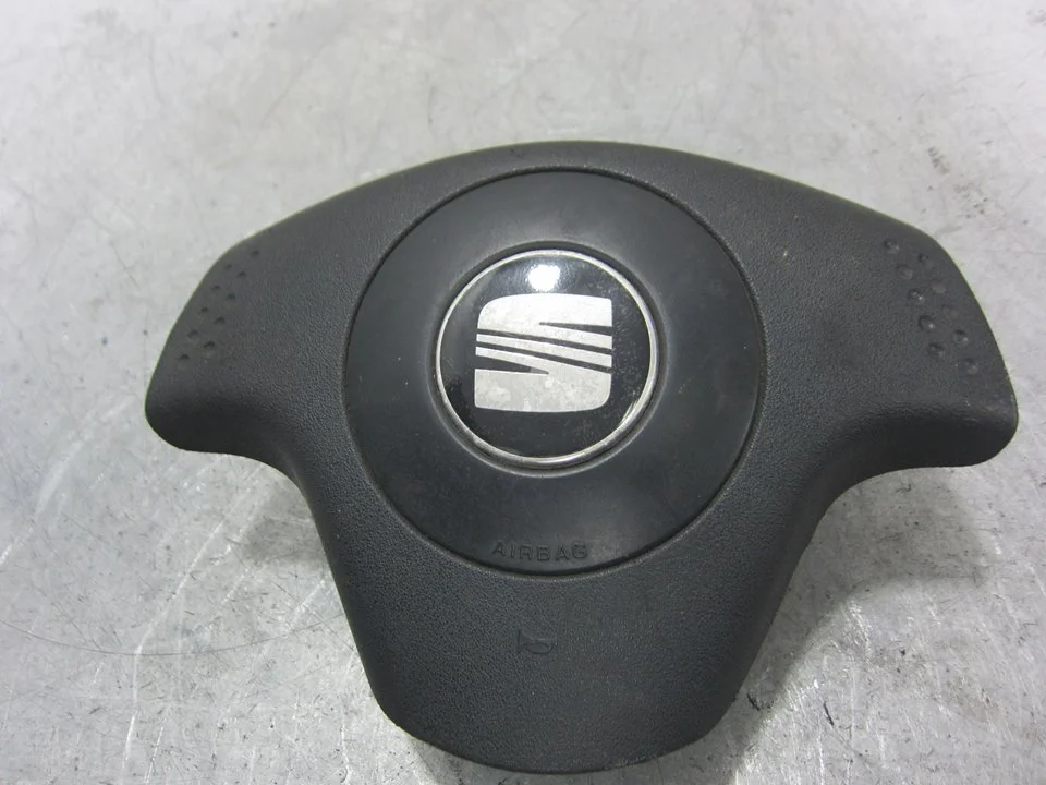 Foto de AIRBAG DELANTERO IZQUIERDO SEAT IBIZA (6L1) 1.2 (64 CV / 47 KW) referencia 61400240A02