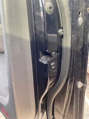 Foto de CERRADURA PUERTA DELANTERA DERECHA VOLKSWAGEN TOURAN (1T3) 1.6 TDI DPF (105 CV / 77 KW) referencia 3D1837016AE