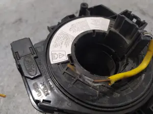 Foto de ANILLO AIRBAG FORD FIESTA (CNN) 1.0 EcoBoost CAT (101 CV / 74 KW) referencia 8A6T13N064AH foto 4