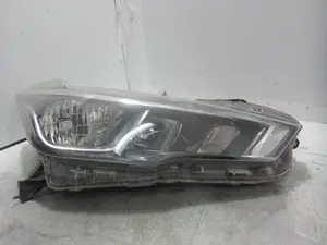 Foto de FARO DERECHO NISSAN MICRA (K14) 0.9 CAT (90 CV / 66 KW) referencia 260105FA0A foto 1
