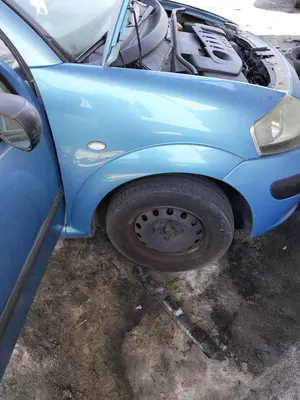 Foto de ALETA DELANTERA DERECHA CITROEN C3 1.4 HDi (68 CV / 50 KW) referencia 7841P4