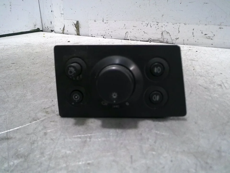 Foto de MANDO LUCES OPEL ZAFIRA B 1.7 16V CDTI (110 CV / 81 KW) referencia 04061100