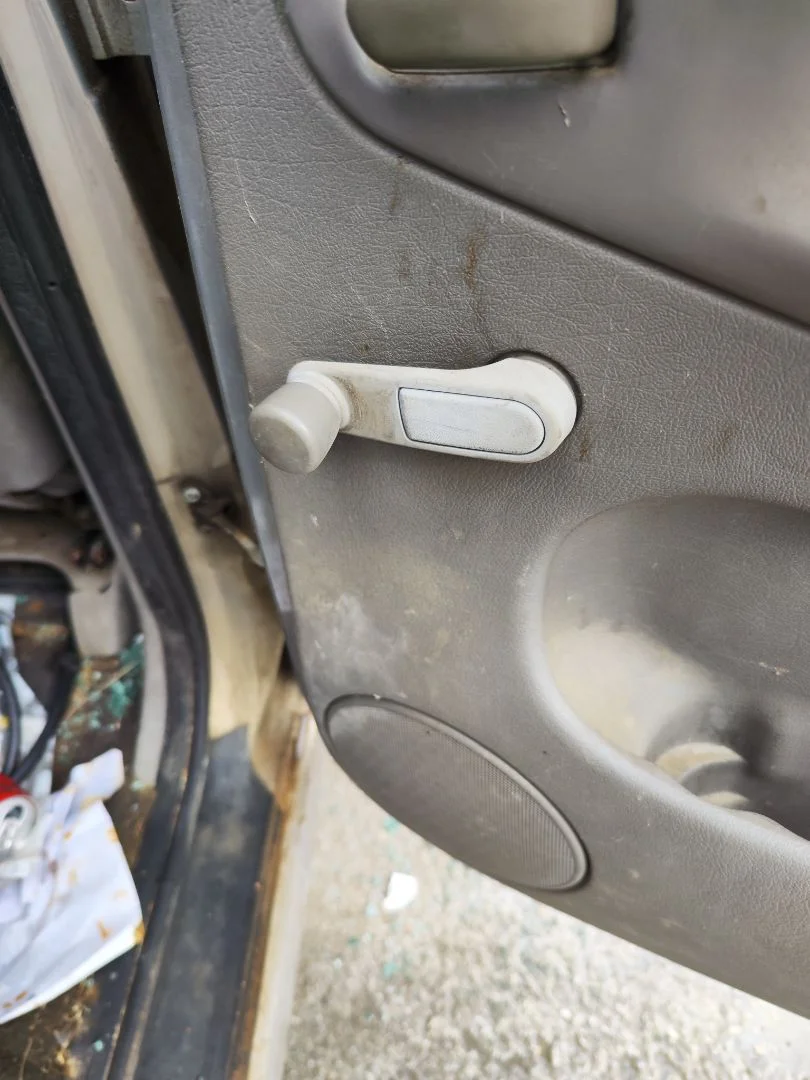 Foto de MANETA ELEVALUNAS TRASERA DERECHA CITROEN XSARA PICASSO 2.0 HDi CAT (RHY / DW10TD) (90 CV / 66 KW)