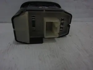 Foto de INTERRUPTOR JAGUAR S-TYPE (03.1999) 3.0 V6 24V CAT (238 CV / 175 KW) referencia 2R8311654 foto 2