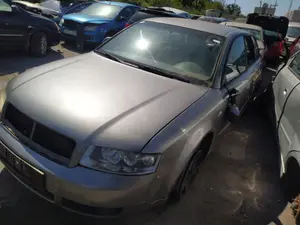 Foto de GUARNECIDO PUERTA DELANTERA IZQUIERDA AUDI A4 AVANT (8E) 1.9 TDI (131 CV / 96 KW) referencia 8E1867103K FKZ