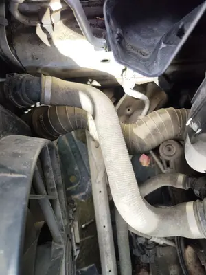 Foto de MANGUERAS INTERCOOLER BMW SERIE 3 BERLINA (E90) 2.0 Turbodiesel CAT (143 CV / 105 KW)