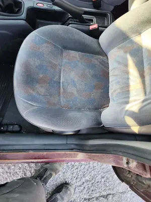 Foto de ASIENTO DELANTERO IZQUIERDO RENAULT LAGUNA (B56) 2.0  (113 CV / 83 KW)