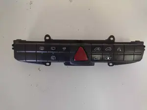 Foto de WARNING MERCEDES-BENZ VIANO (639) referencia A6396310208 foto 1