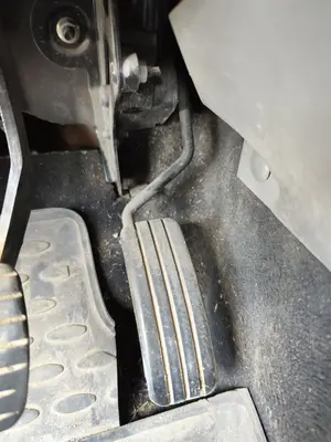 Foto de POTENCIOMETRO PEDAL RENAULT SCENIC II (JM) 1.9 dCi Diesel (120 CV / 88 KW) referencia 8200155989
