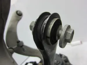 Foto de BRAZO SUSPENSION INFERIOR TRASERO DERECHO PORSCHE MACAN (95BA) referencia 8K0501629L foto 2