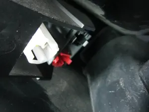 Foto de APOYABRAZOS CENTRAL SEAT ALTEA XL (5P5) 1.9 TDI (105 CV / 77 KW) referencia 5P0864251 foto 2