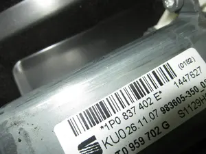 Foto de ELEVALUNAS DELANTERO DERECHO SEAT LEON (1P1) 2.0 16V T FSI (200 CV / 147 KW) referencia 1307175908 foto 2