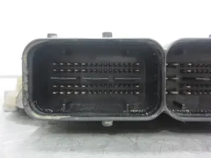 Foto de CENTRALITA MOTOR UCE OPEL ZAFIRA B 1.9 16V CDTI CAT (Z 19 DTH / LRD) (150 CV / 110 KW) referencia 55205620 foto 4