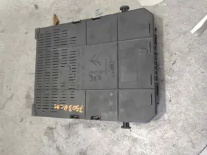 Foto de CAJA RELES / FUSIBLES CITROEN GRAND C4 PICASSO 1.6 HDi FAP (112 CV / 82 KW) referencia 281197595 foto 3