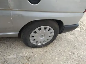 Foto de BRAZO SUSPENSION TRASERO IZQUIERDO PEUGEOT EXPERT FURGÓN COMFORT (1995) 2.0 HDi (109 CV / 80 KW)