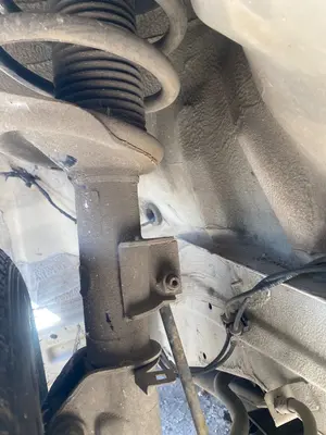 Foto de BRAZO SUSPENSION DELANTERO DERECHO MERCEDES-BENZ VITO FURGÓN (639) 2.1 CDI CAT (109 CV / 80 KW)