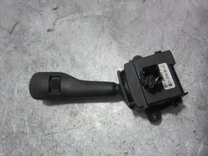 Foto de MANDO LIMPIA BMW SERIE 3 COMPACTO (E46) M47N204D4 referencia 8363669 foto 4