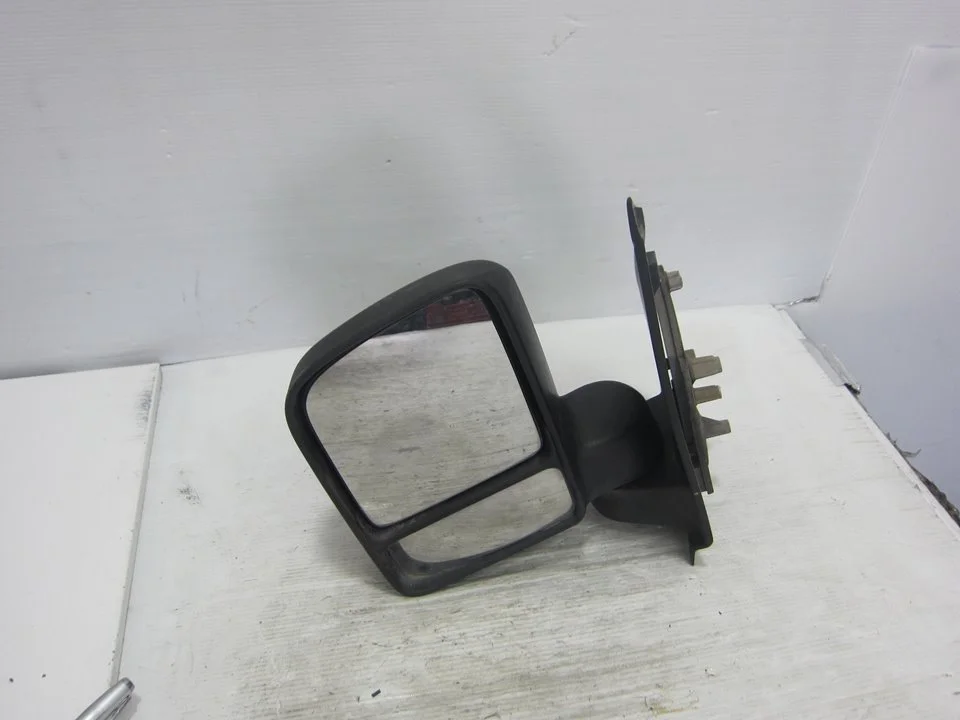 Foto de RETROVISOR IZQUIERDO FORD TOURNEO CONNECT (TC7) 1.8 TDCi CAT (75 CV / 55 KW) referencia 011022