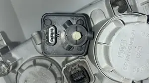 Foto de FARO DERECHO HYUNDAI TRAJET (FO) 2.0 16V CAT (136 CV / 100 KW) referencia 92104-3A020