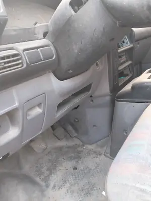 Foto de COLUMNA DIRECCION NISSAN VANETTE CARGO 2.3 Diesel (75 CV / 55 KW)