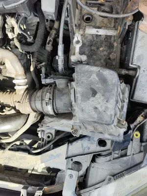 Foto de CAJA FILTRO AIRE FORD FOCUS C-MAX (CAP)(2003) 1.6 TDCi CAT (109 CV / 80 KW) referencia 1364042