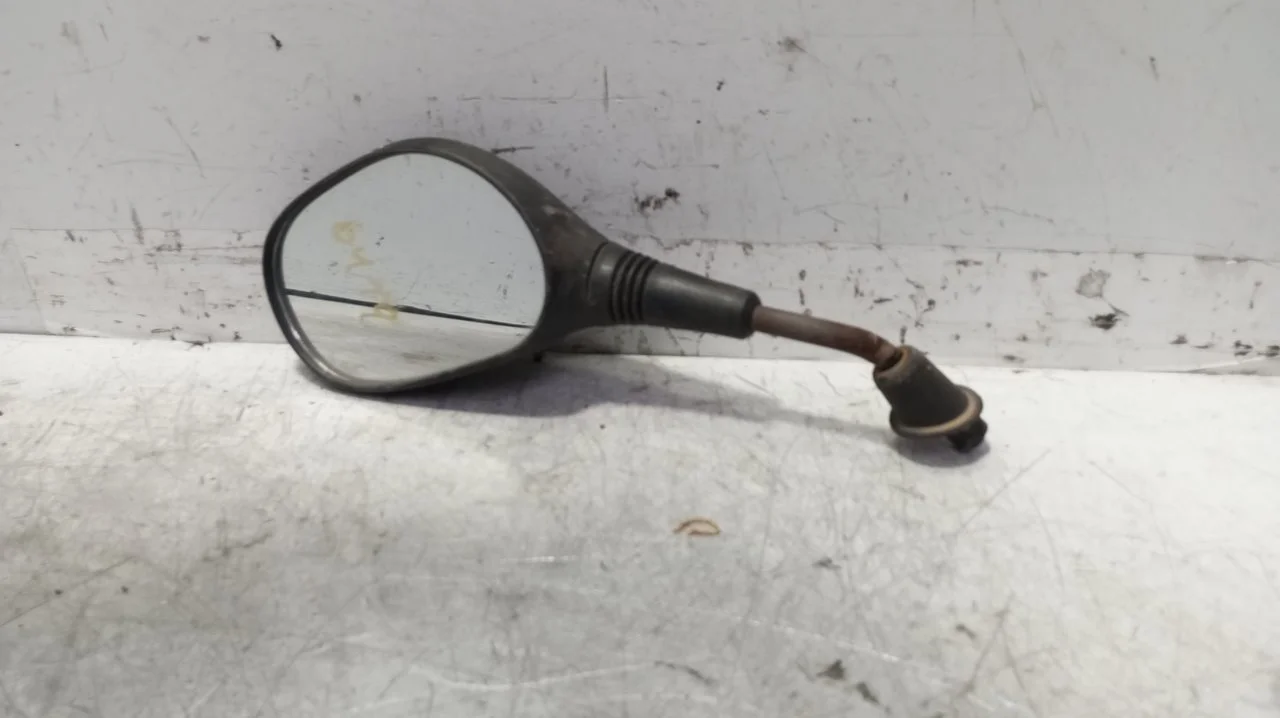 Foto de RETROVISOR IZQUIERDO HONDA SH 150 150 cm3 - 11 kW (15 CV / 11 KW) referencia E13L004002
