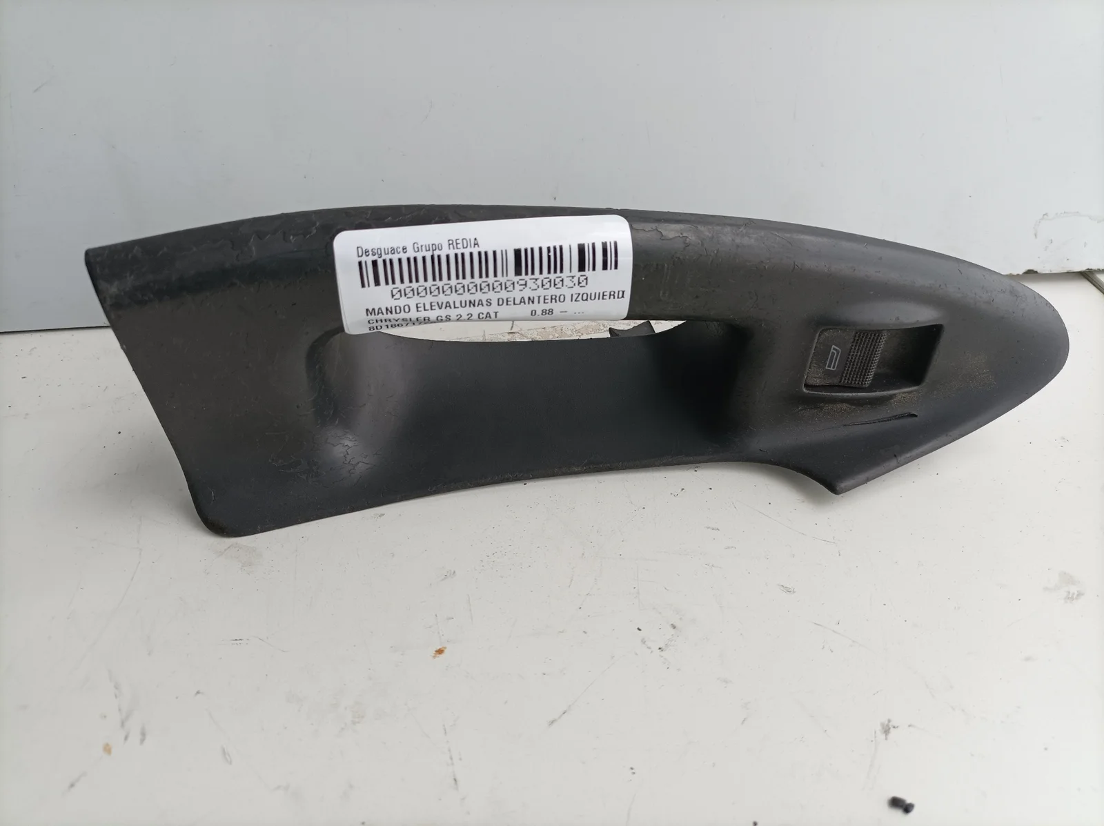 Foto de MANDO ELEVALUNAS DELANTERO IZQUIERDO CHRYSLER GS referencia 8D1867172A