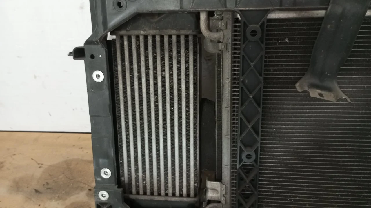 Foto de INTERCOOLER FORD FIESTA (CNN) 1.5 TDCi CAT (75 CV / 55 KW) referencia AV219L440AC