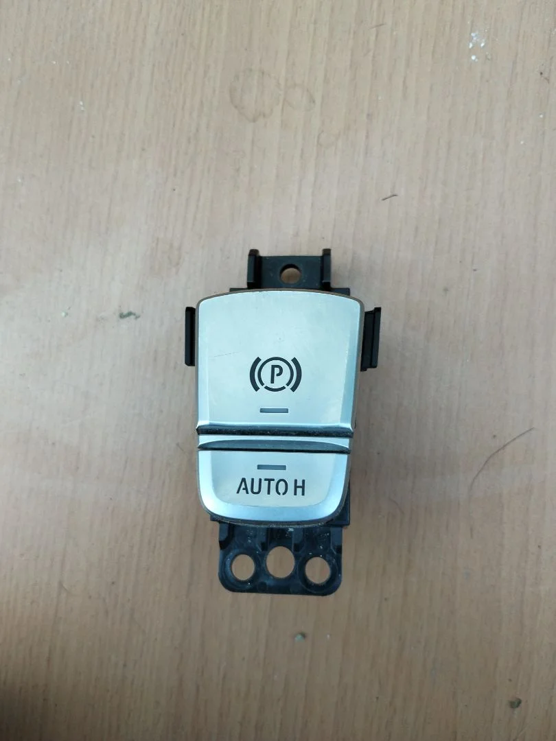 Foto de INTERRUPTOR BMW SERIE 7 (G11/G12) 3.0 24V Turbodiesel (320 CV / 235 KW) referencia 9109308