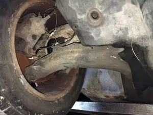 Foto de BRAZO SUSPENSION DELANTERO DERECHO RENAULT SCENIC II (JM)