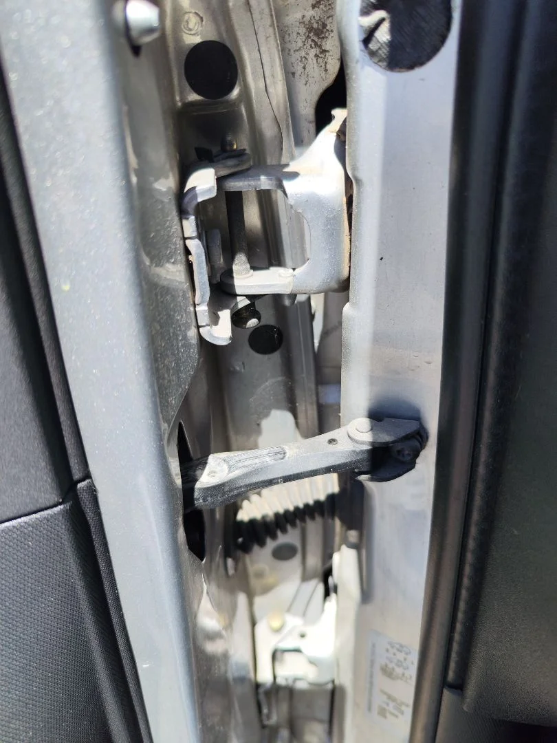 Foto de RETENEDOR PUERTA CITROEN C4 BERLINA 1.6 16V HDi (90 CV / 66 KW) referencia 9181H9