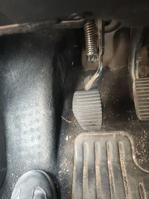 Foto de PEDAL EMBRAGUE PEUGEOT 207 CC CABRIO-COUPÉ 1.6 16V (120 CV / 88 KW)