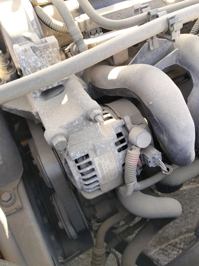 Foto de ALTERNADOR FORD FOCUS BERLINA (CAK) 1.6 16V CAT (101 CV / 74 KW) referencia 1708472