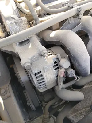 Foto de ALTERNADOR FORD FOCUS BERLINA (CAK) 1.6 16V CAT (101 CV / 74 KW) referencia 1708472