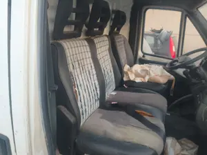 Foto de ASIENTO DELANTERO DERECHO CITROEN JUMPER FURGÓN 2.5 Diesel (86 CV / 63 KW)