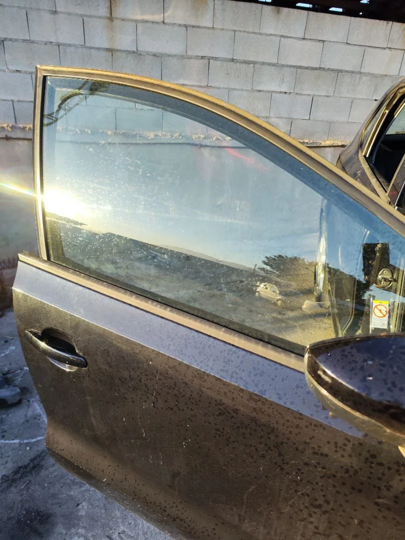 Foto de LUNA DELANTERA DERECHA VOLKSWAGEN POLO V (6R1) 1.2 (60 CV / 44 KW)