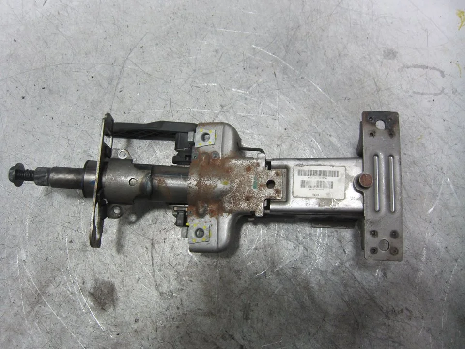 Foto de COLUMNA DIRECCION VOLVO S60 BERLINA 2.4 Diesel CAT (163 CV / 120 KW) referencia 30742990