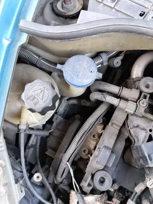 Foto de DEPOSITO LIMPIA CITROEN C3 1.4 HDi (68 CV / 50 KW) referencia 6431C8