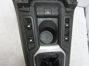 Foto de CONSOLA CENTRAL CITROEN C-ELYSÉE 1.6 HDi FAP (92 CV / 68 KW) referencia 9674476477 foto 6