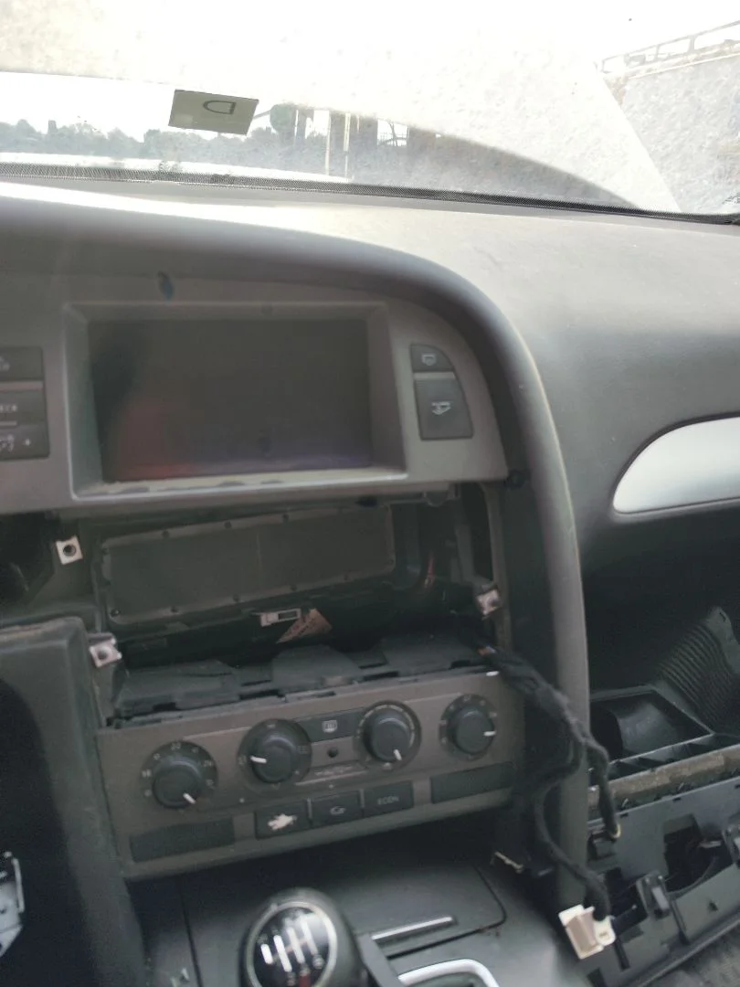 Foto de SISTEMA AUDIO / RADIO CD AUDI A6 BERLINA (4F2) 2.0 TDI (140 CV / 103 KW)