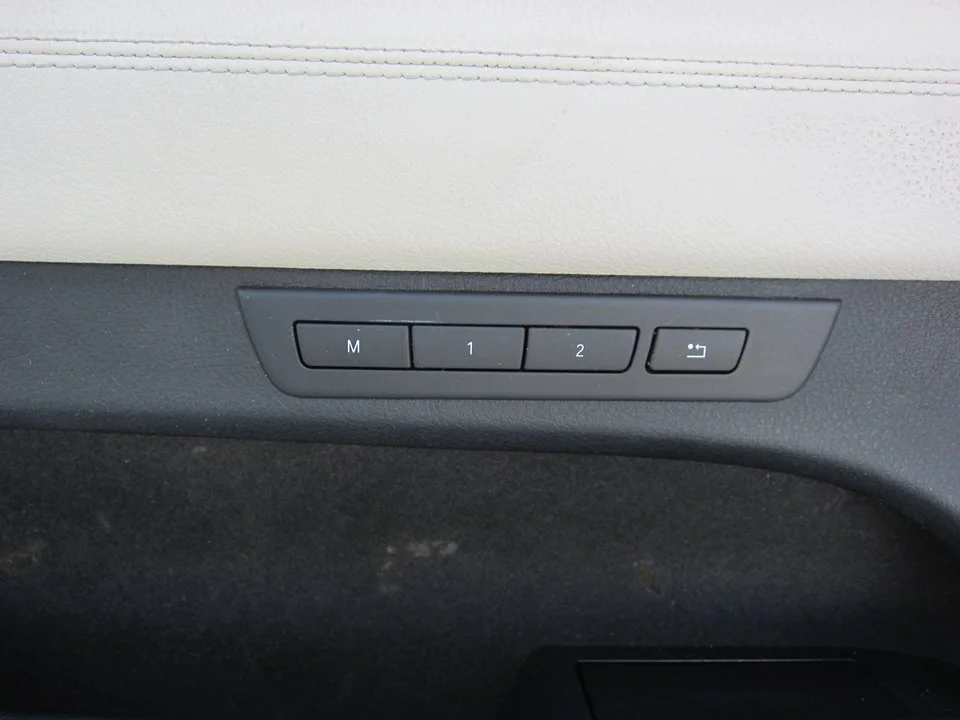 Foto de INTERRUPTOR BMW SERIE 5 GRAN TURISMO (F07) 3.0 24V Turbo (306 CV / 225 KW)