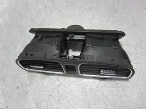 Foto de NO IDENTIFICADO VOLKSWAGEN GOLF VI (5K1)(10.2008) 1.6 TDI DPF (105 CV / 77 KW) referencia 5K0815736D foto 3