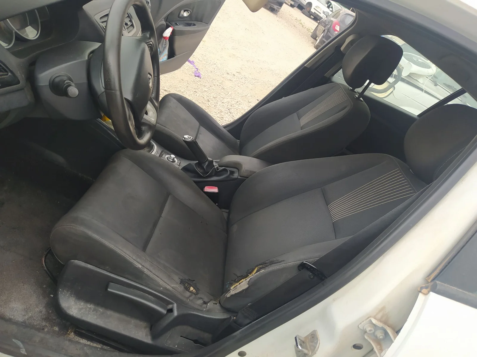Foto de AIRBAG LATERAL IZQUIERDO RENAULT MEGANE III BERLINA 5P 1.5 dCi Diesel CAT (86 CV / 63 KW) referencia 985L16600R