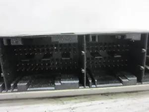 Foto de CENTRALITA MOTOR UCE AUDI A6 AVANT (4F5) referencia 4B0907401AE foto 2