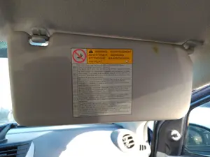 Foto de PARASOL DERECHO SUZUKI ALTO (AMF310) 1.0 12V CAT (68 CV / 50 KW)