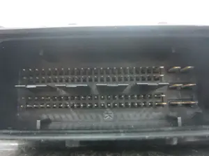Foto de CENTRALITA MOTOR UCE SEAT IBIZA BERLINA (6J5) 1.9 TDI (105 CV / 77 KW) referencia 03G906013K foto 4