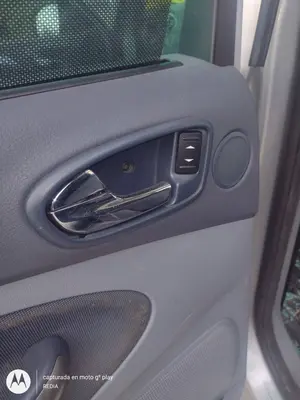 Foto de MANDO ELEVALUNAS TRASERO IZQUIERDO FORD S-MAX (CA1) 2.0 TDCi CAT (140 CV / 103 KW)