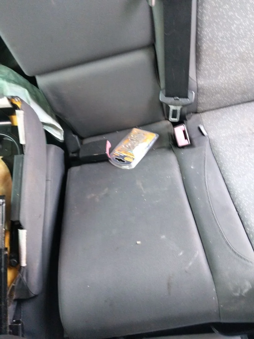 Foto de ENGANCHE CINTURON TRASERO CENTRAL SEAT ALTEA (5P1) 1.9 TDI (105 CV / 77 KW)